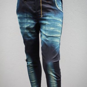 Standard Jeans